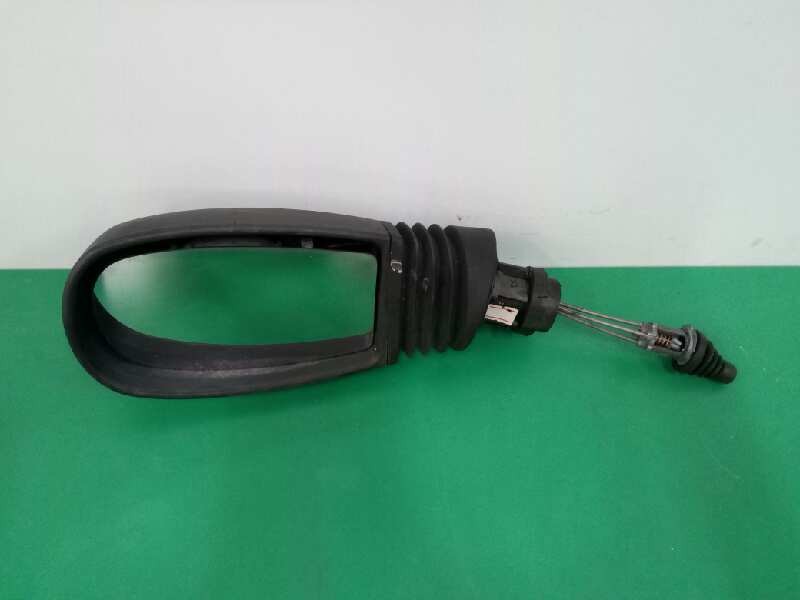 Recambio de retrovisor izquierdo para fiat punto berlina (188) 1.2 8v referencia OEM IAM 735310075 MANUAL 
