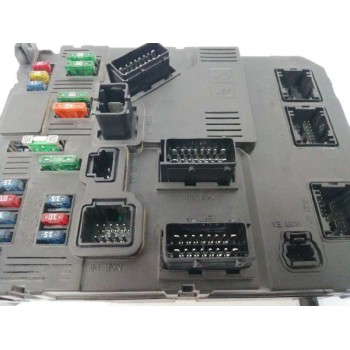 Recambio de caja reles / fusibles para peugeot 206 berlina 1.4 hdi referencia OEM IAM 9652474780 S118085220 