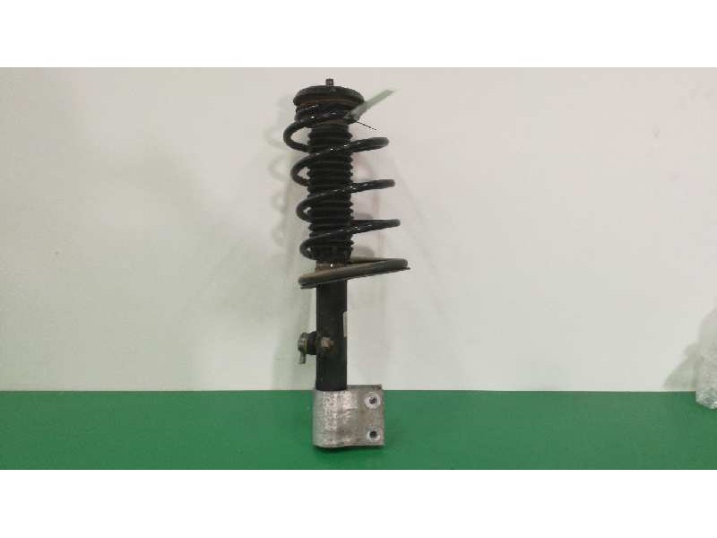 Recambio de amortiguador delantero derecho para peugeot 307 berlina (s2) xs referencia OEM IAM   