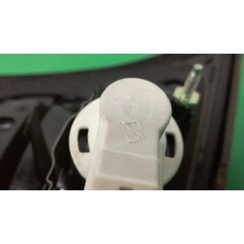 Recambio de piloto trasero derecho interior para citroën c4 picasso seduction referencia OEM IAM 9673164980  