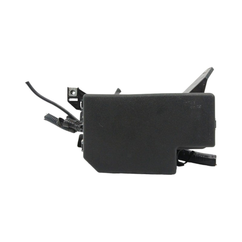 Recambio de caja reles / fusibles para toyota rav 4 iii (_a3_) 2.2 d (ala35_) referencia OEM IAM 8266242270  