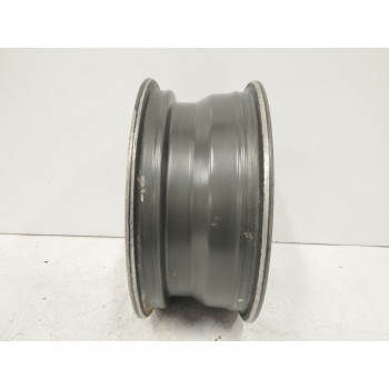 Recambio de llanta para lada niva ( 2121 / 21213 / 21214 / 21215 ) 1.6 referencia OEM IAM KBA 42447 6JX15H2 ET30 5H 5X139