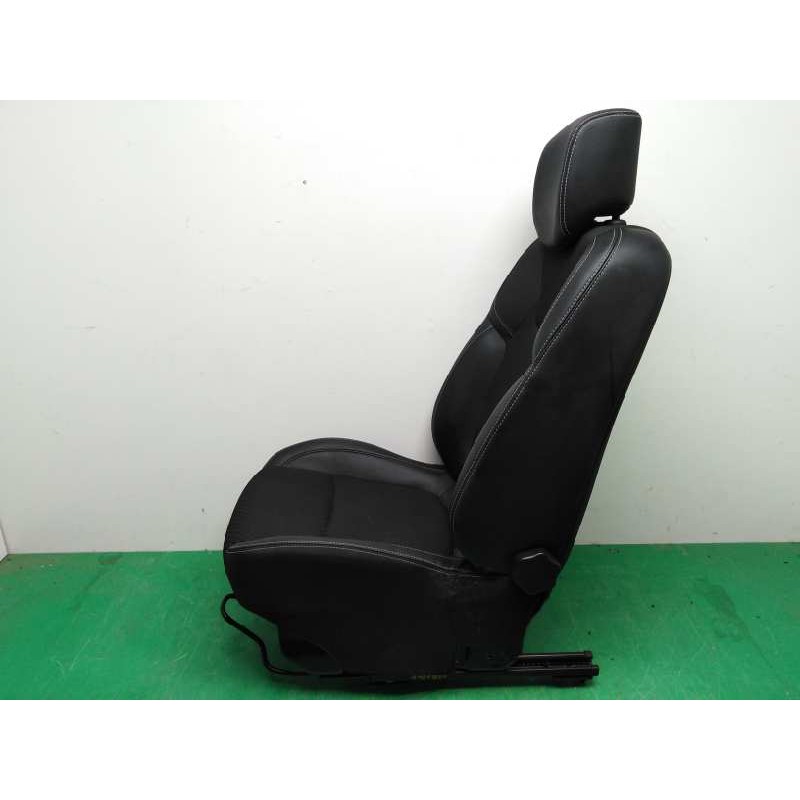 ASIENTO DELANTERO DERECHO