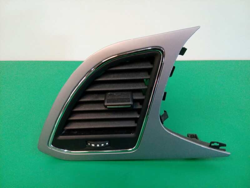 Recambio de rejilla aireadora para seat leon (5f1) 1.2 tsi referencia OEM IAM 5F1820901 LADO IZQUIERDO Recambio de rejilla aireadora para seat leon (5f1) 1.2 tsi referencia OEM IAM 5F1820901 LADO IZQUIERDO