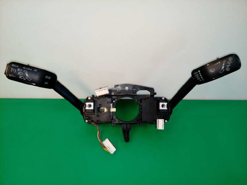 Recambio de mando multifuncion para seat leon (5f1) 1.2 tsi referencia OEM IAM 5Q0953507GD Recambio de mando multifuncion para seat leon (5f1) 1.2 tsi referencia OEM IAM 5Q0953507GD