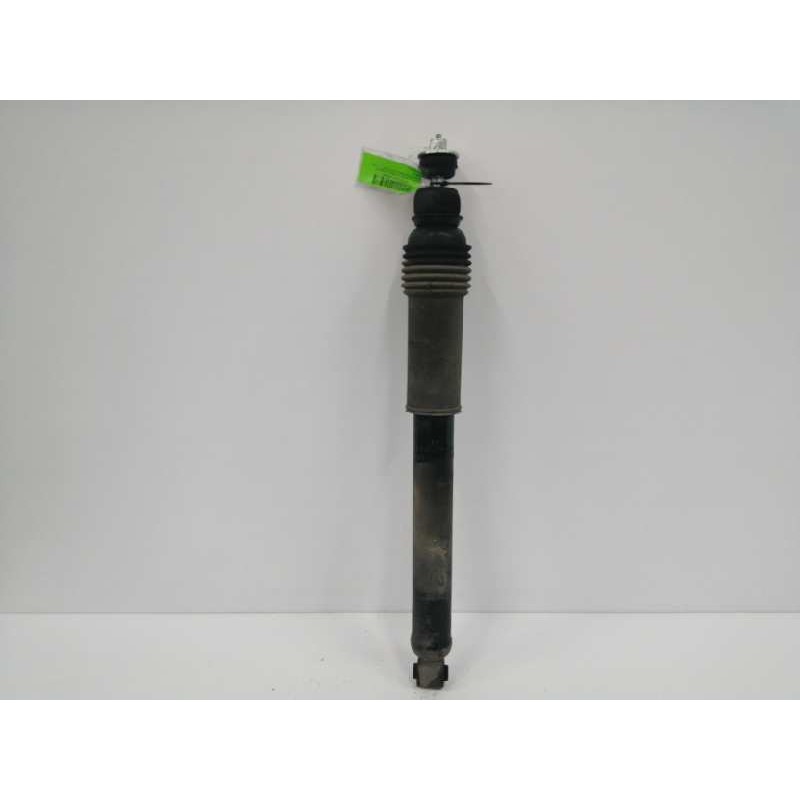 Recambio de amortiguador trasero derecho para ssangyong rodius ii 2.2 xdi referencia OEM IAM   