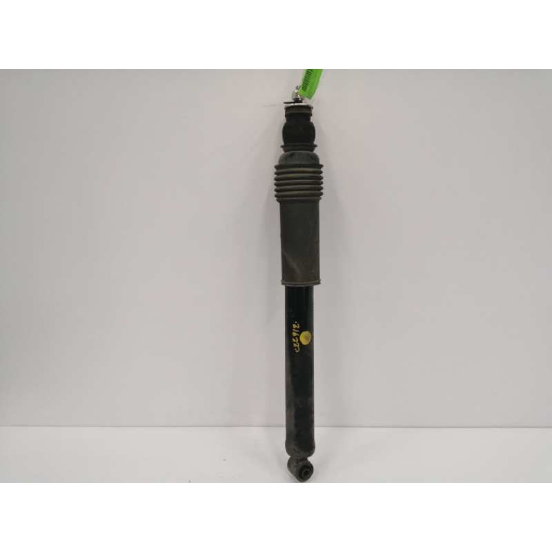 Recambio de amortiguador trasero izquierdo para ssangyong rodius ii 2.2 xdi referencia OEM IAM   