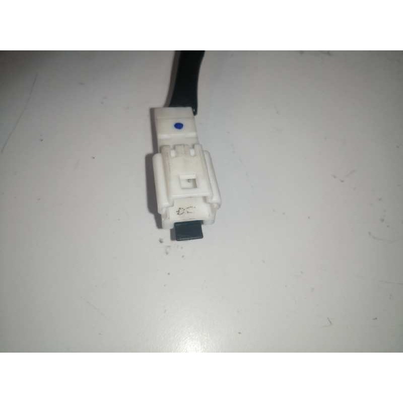 ENGANCHE CINTURON DERECHO DELANTERO
