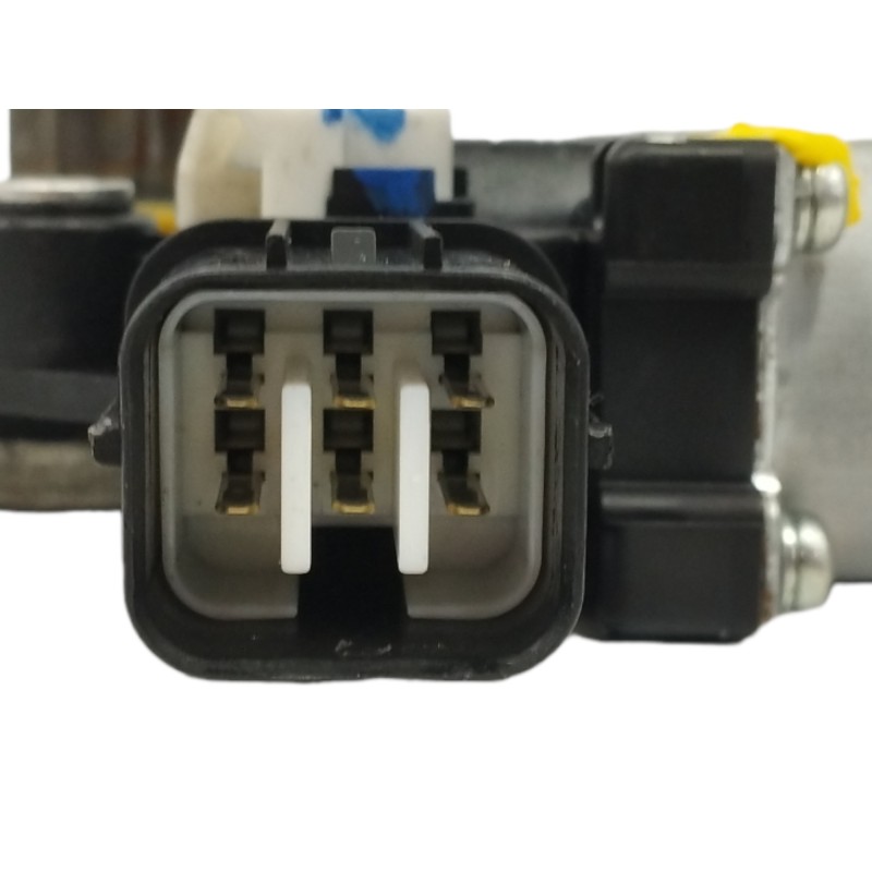 MOTOR ELEVALUNAS DELANTERO IZQUIERDO