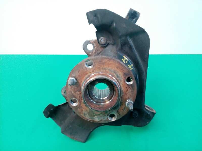 Recambio de mangueta delantera izquierda para fiat qubo (300) trekking referencia OEM IAM   