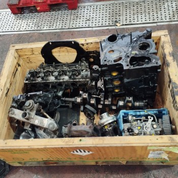 Recambio de despiece motor para hyundai h 1 2.5 turbodiesel referencia OEM IAM D4BH BOMBA MECANICA N6 