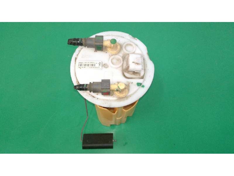 Recambio de aforador para dacia sandero laureate referencia OEM IAM 8200397677 PLASTICO DAÑADO 