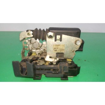 Recambio de cerradura puerta delantera derecha para dacia sandero laureate referencia OEM IAM 8200735224  