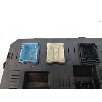 Recambio de caja reles / fusibles para peugeot 407 sw 1.6 hdi referencia OEM IAM 9663510480  