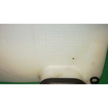 Recambio de deposito limpia para dacia sandero laureate referencia OEM IAM 8200210002 8200440772 
