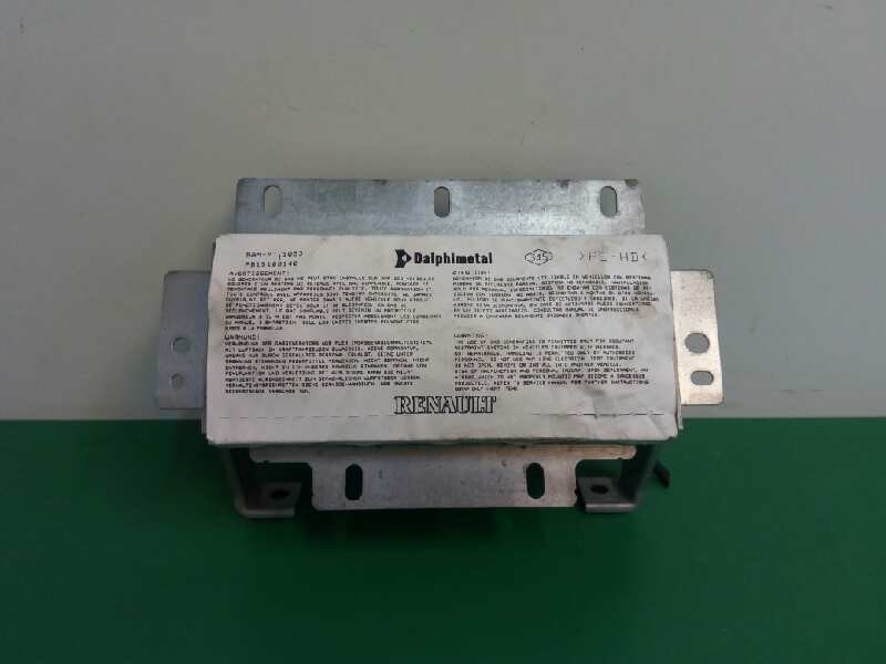 Recambio de airbag delantero derecho para renault modus pack dynamique referencia OEM IAM 8200216039A  