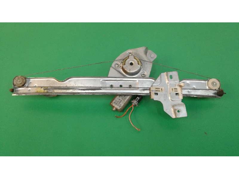 Recambio de elevalunas delantero derecho para dacia sandero laureate referencia OEM IAM CABLE 82007338280 