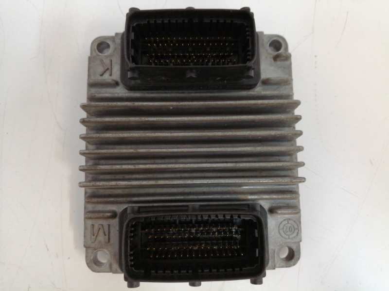 Recambio de centralita motor uce para daewoo kalos 1.4 se referencia OEM IAM 96417550  