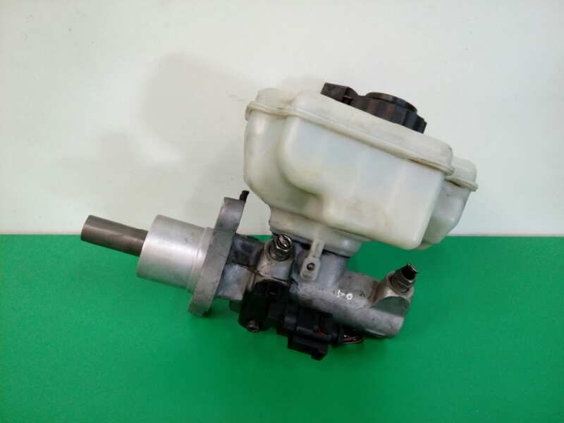 Recambio de bomba freno para volkswagen golf vi (5k1) advance referencia OEM IAM 1K1611301D 03350686321 Recambio de bomba freno para volkswagen golf vi (5k1) advance referencia OEM IAM 1K1611301D 03350686321
