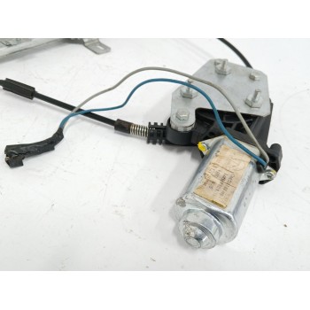 Recambio de elevalunas trasero izquierdo para nissan terrano ii (r20) 2.7 td 4wd referencia OEM IAM 827010F610  