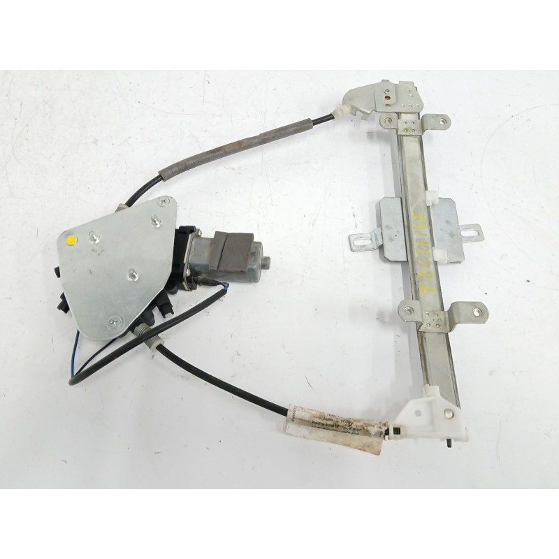 Recambio de elevalunas trasero derecho para nissan terrano ii (r20) 2.7 td 4wd referencia OEM IAM 827000F600 D236305 827000F610