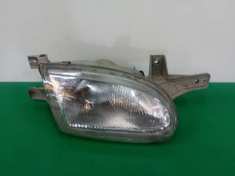 Recambio de faro derecho para hyundai accent (x3) 1.3 gls automático referencia OEM IAM 1010896  