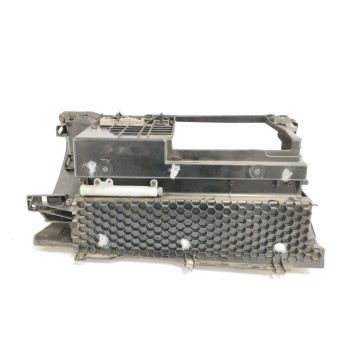 Recambio de guantera para mercedes-benz clase m (w164) 3.0 cdi cat referencia OEM IAM A1646800091  