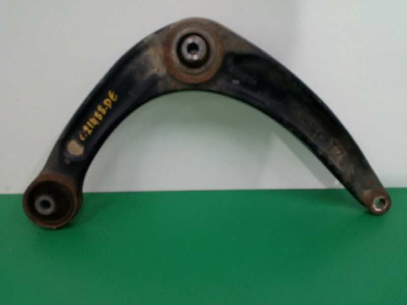 Recambio de brazo suspension inferior delantero derecho para peugeot 308 sport referencia OEM IAM 823214 Recambio de brazo suspension inferior delantero derecho para peugeot 308 sport referencia OEM IAM 823214
