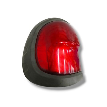 Recambio de piloto trasero izquierdo para nissan terrano ii (r20) 2.7 td 4wd referencia OEM IAM 268550X000  