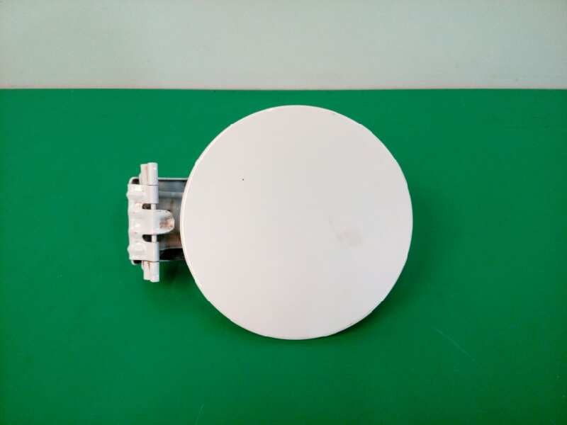 Recambio de tapa exterior combustible para toyota yaris active referencia OEM IAM  INCLUYE TAPON 