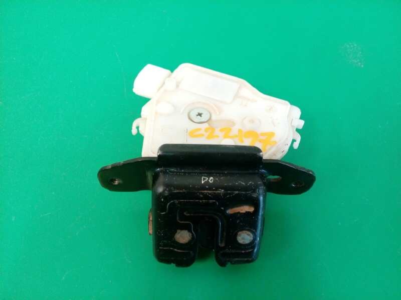 Recambio de cerradura maletero / porton para toyota yaris active referencia OEM IAM   