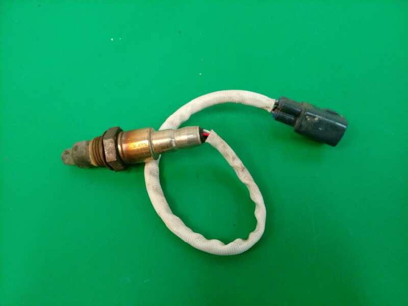 Recambio de sonda lambda para toyota yaris active referencia OEM IAM 894650H030 0258030109 
