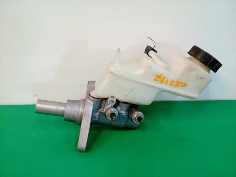 Recambio de bomba freno para toyota yaris active referencia OEM IAM 03350887761  