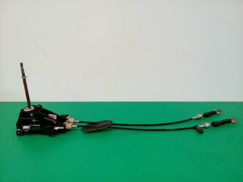 Recambio de palanca cambio para toyota yaris active referencia OEM IAM 335300D040 CON VARILLAJE 338200D090