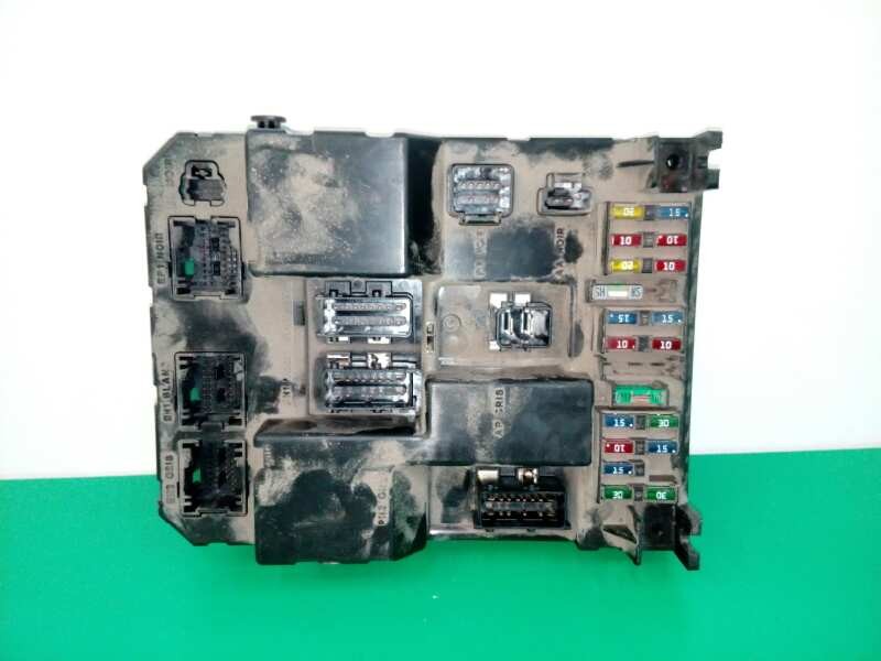 Recambio de caja reles / fusibles para peugeot 307 break / sw (s1) sw pack referencia OEM IAM 9651196880  