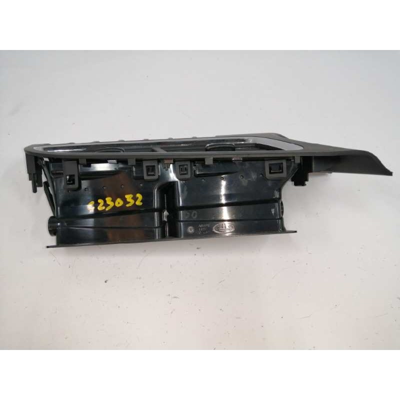 REJILLA AIREADORA CENTRAL