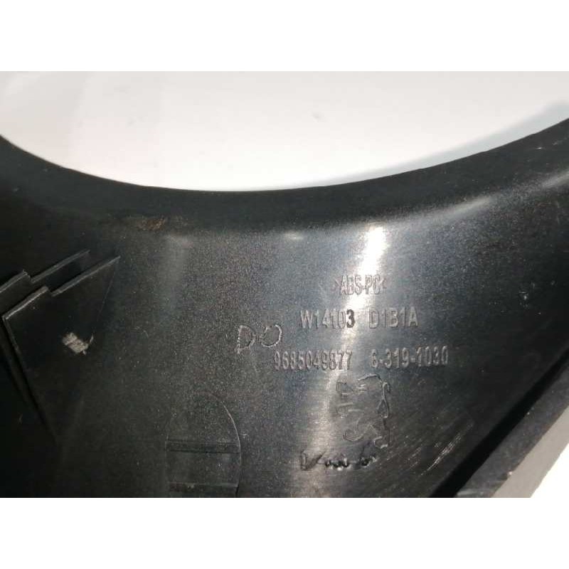 REJILLA AIREADORA CENTRAL