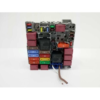 CAJA RELES / FUSIBLES 52028777 