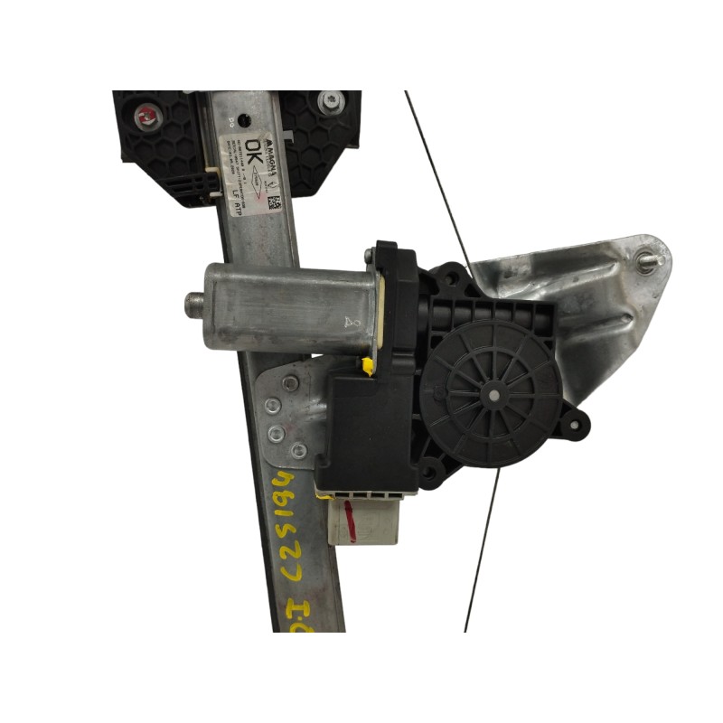 ELEVALUNAS DELANTERO IZQUIERDO