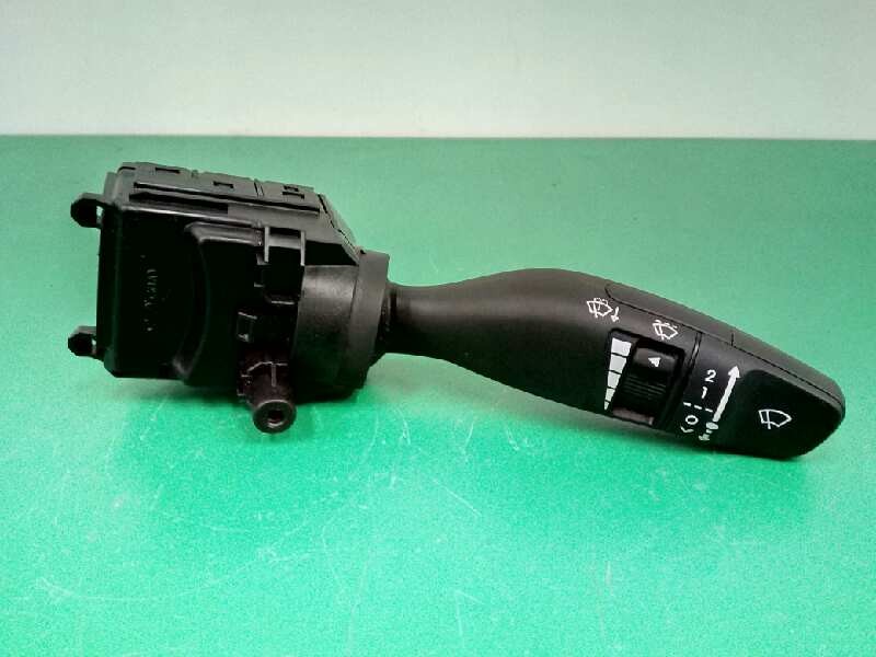 Recambio de mando limpia para hyundai h350 kasten 2.5 crdi cat referencia OEM IAM 9330359201 1710230520 Recambio de mando limpia para hyundai h350 kasten 2.5 crdi cat referencia OEM IAM 9330359201 1710230520