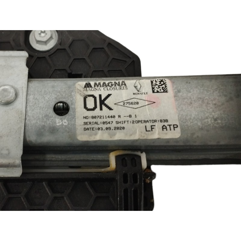 ELEVALUNAS DELANTERO IZQUIERDO