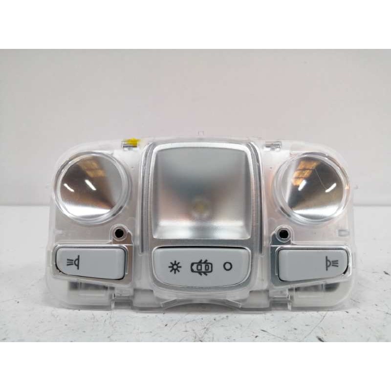 Recambio de luz interior para peugeot 308 sw 1.2 12v e-thp referencia OEM IAM 96781445PR  
