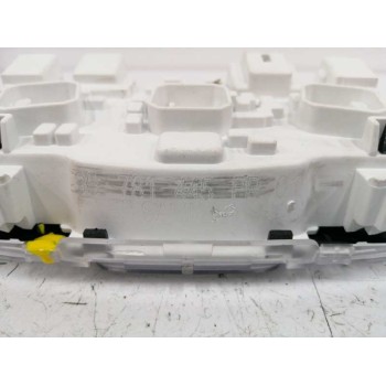 Recambio de luz interior para peugeot 308 sw 1.2 12v e-thp referencia OEM IAM 96781445PR  