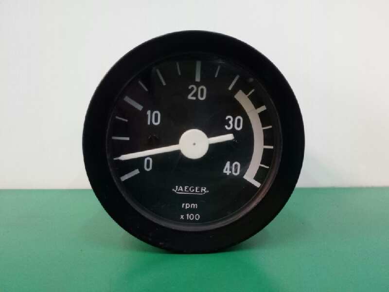 Recambio de cuadro instrumentos para nissan l - 35.09 referencia OEM IAM  INDICADOR DE REVLUCIONES 