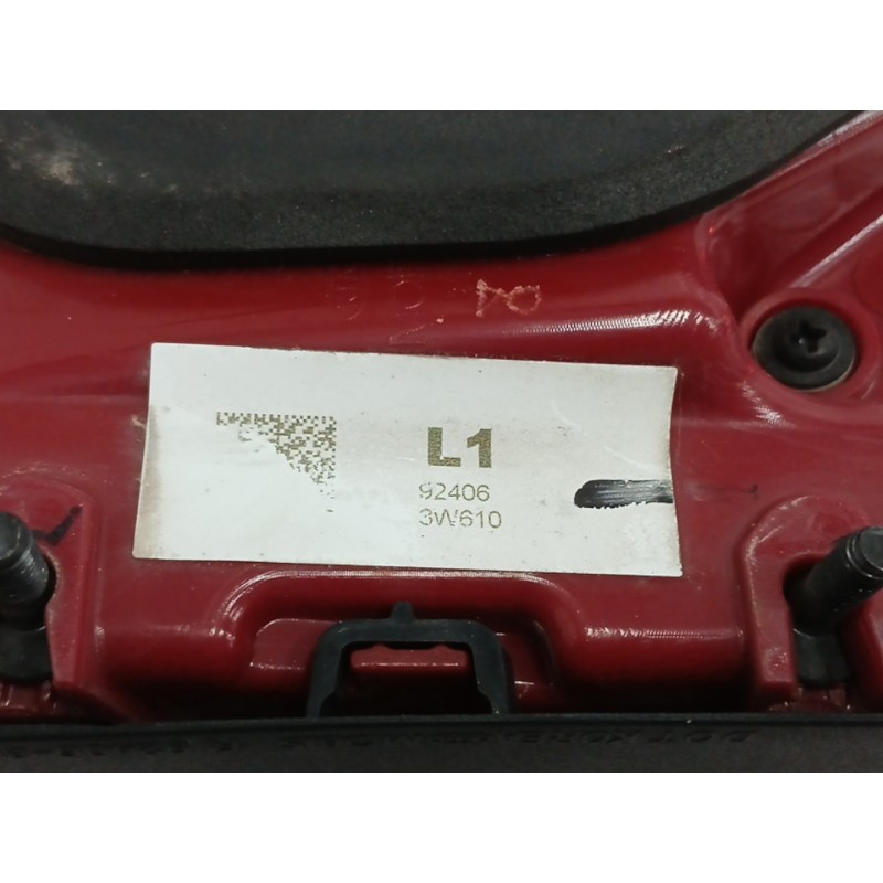 PILOTO TRASERO DERECHO INTERIOR