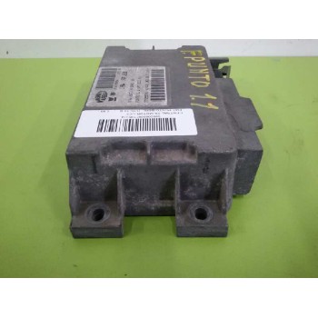 Recambio de centralita motor uce para fiat punto berl. (176) 55 s referencia OEM IAM 007795574  