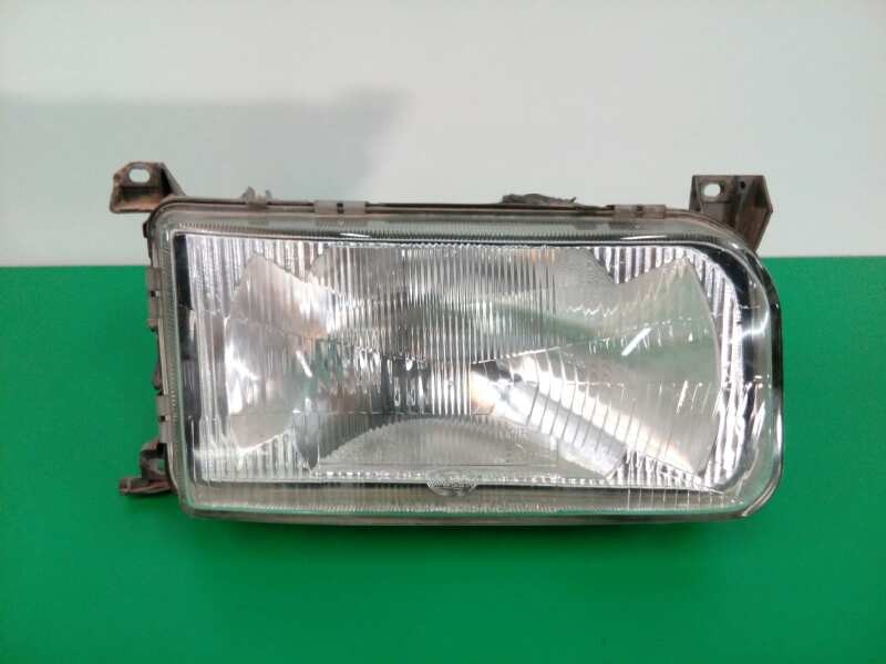 Recambio de faro derecho para volkswagen passat berlina (312) 1.8 referencia OEM IAM 13348000  