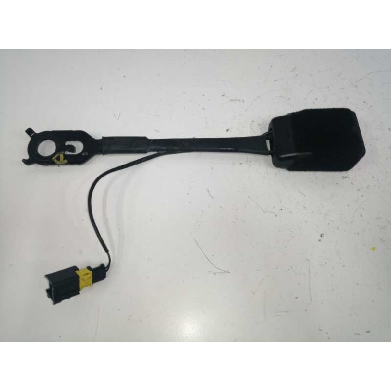 Recambio de enganche cinturon derecho para citroën c4 picasso 1.2 12v e-thp referencia OEM IAM A6213509 DELANTERO 