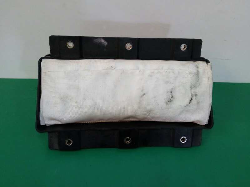 Recambio de airbag delantero derecho para kia carnival ii 2.9 cdri ex referencia OEM IAM 0K53A57K5050  
