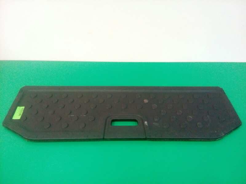 Recambio de alfombra maletero para nissan note (e11e) acenta referencia OEM IAM   TIRAR